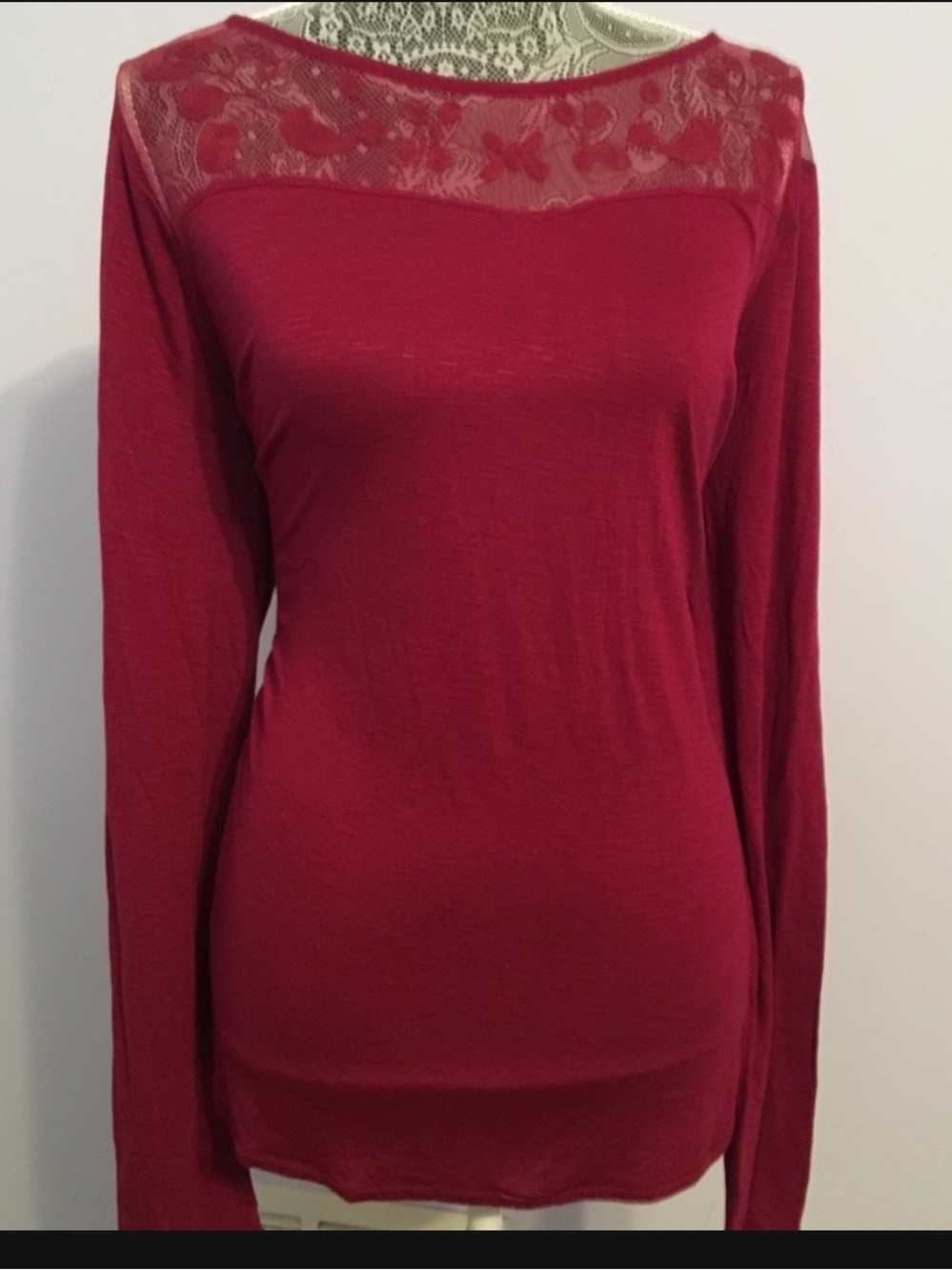 Women’s Long Sleeve Lace Yoke Top - Red